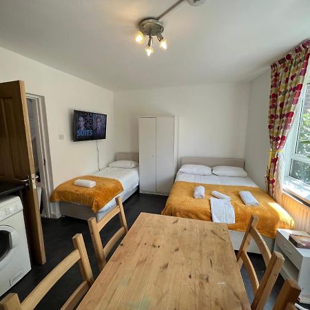Lovely Budget Rooms In Camden - Kings Cross لندن المظهر الخارجي الصورة