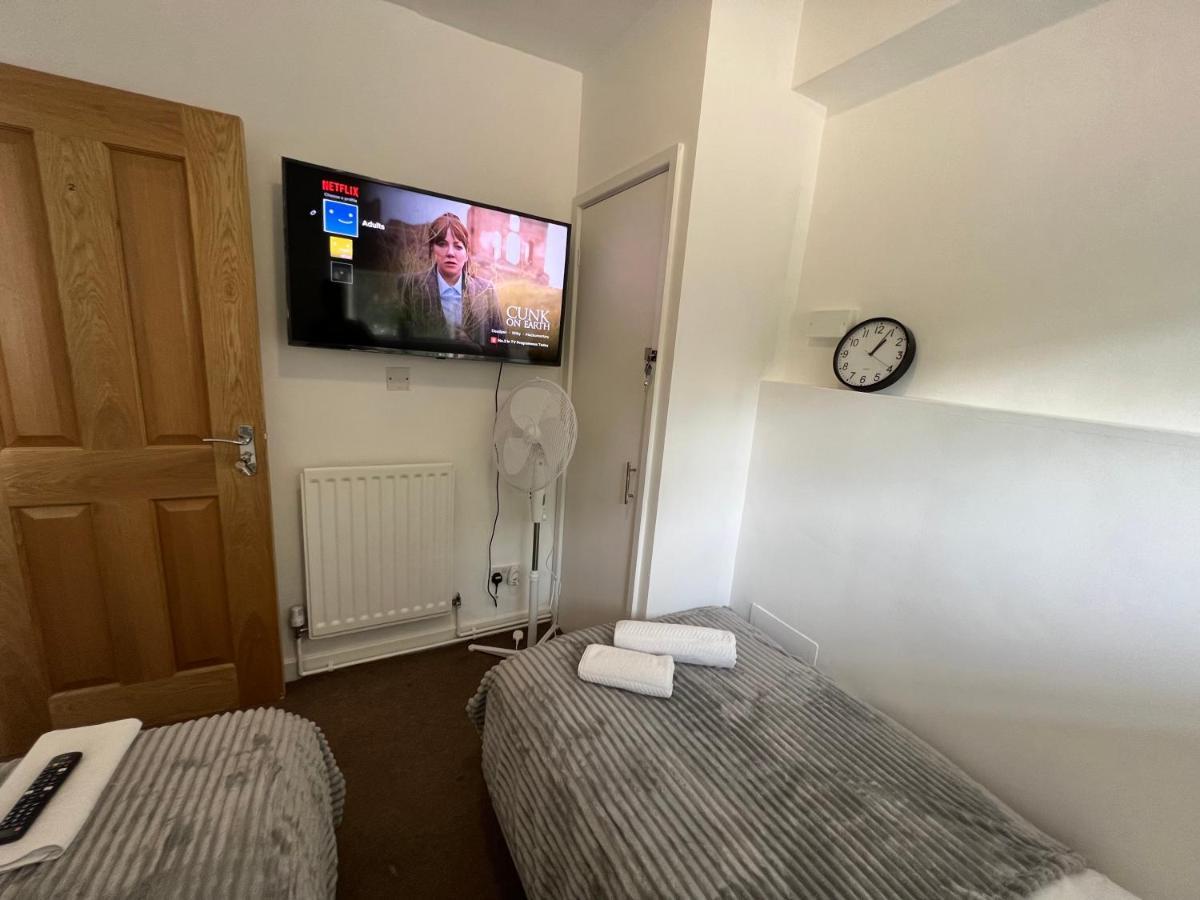 Lovely Budget Rooms In Camden - Kings Cross لندن المظهر الخارجي الصورة