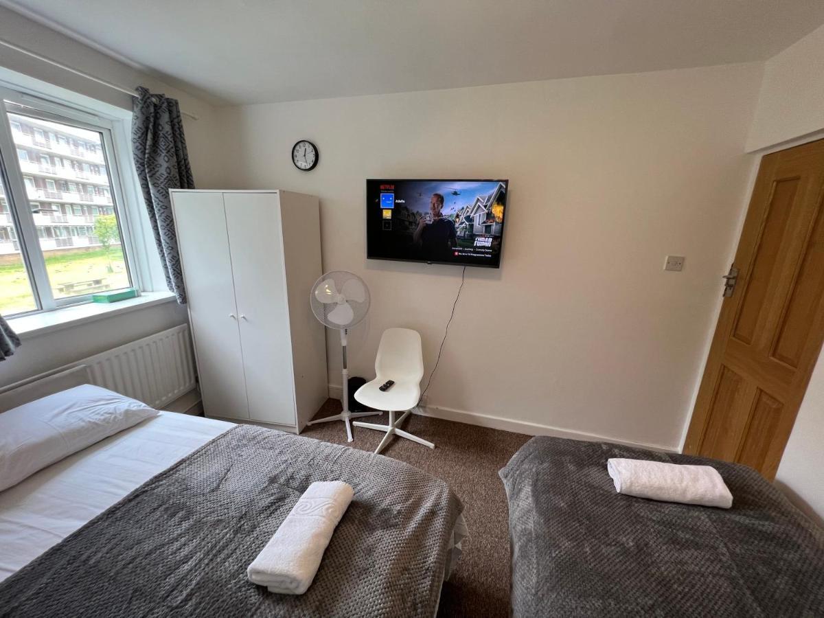 Lovely Budget Rooms In Camden - Kings Cross لندن المظهر الخارجي الصورة
