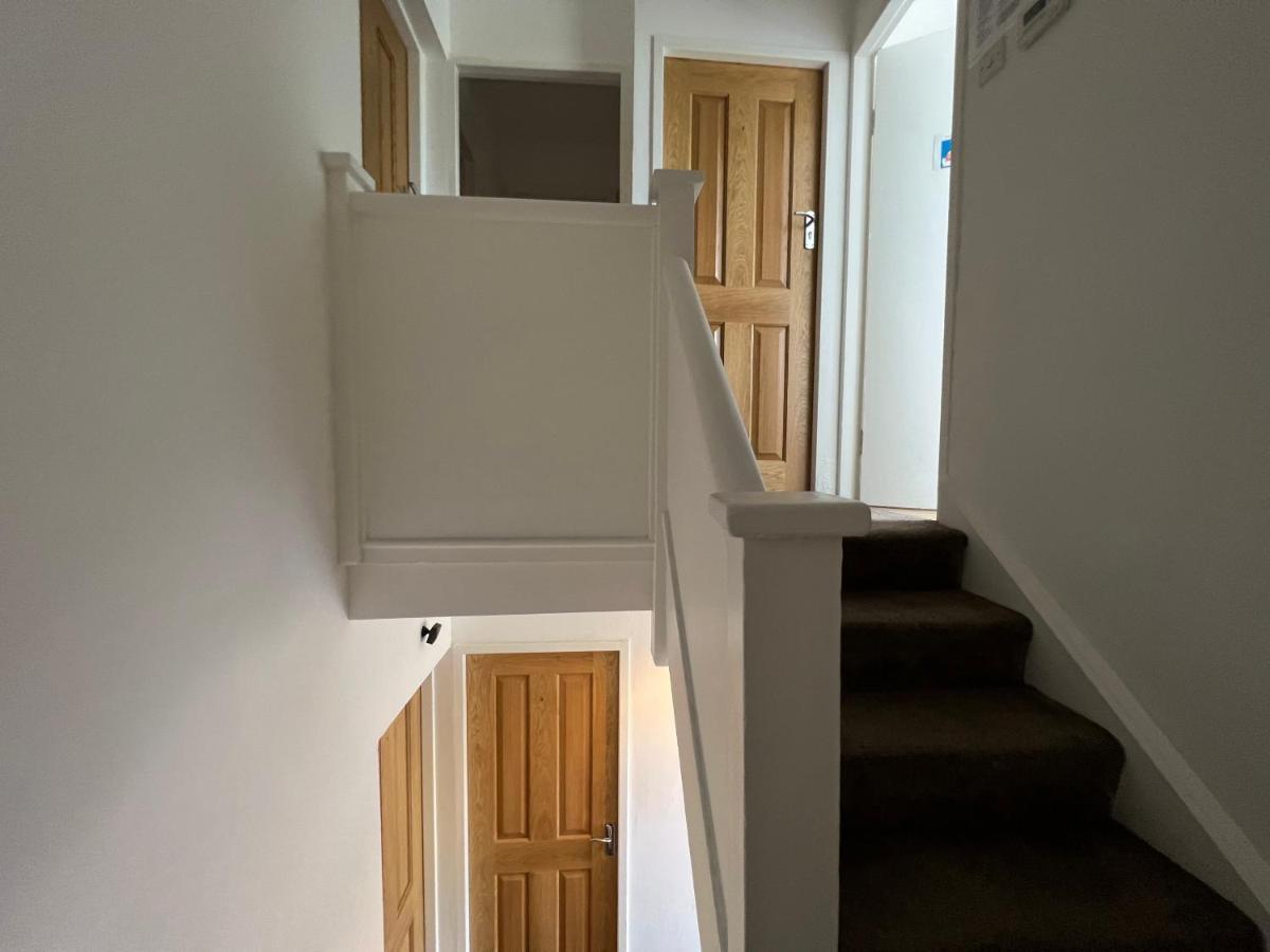 Lovely Budget Rooms In Camden - Kings Cross لندن المظهر الخارجي الصورة